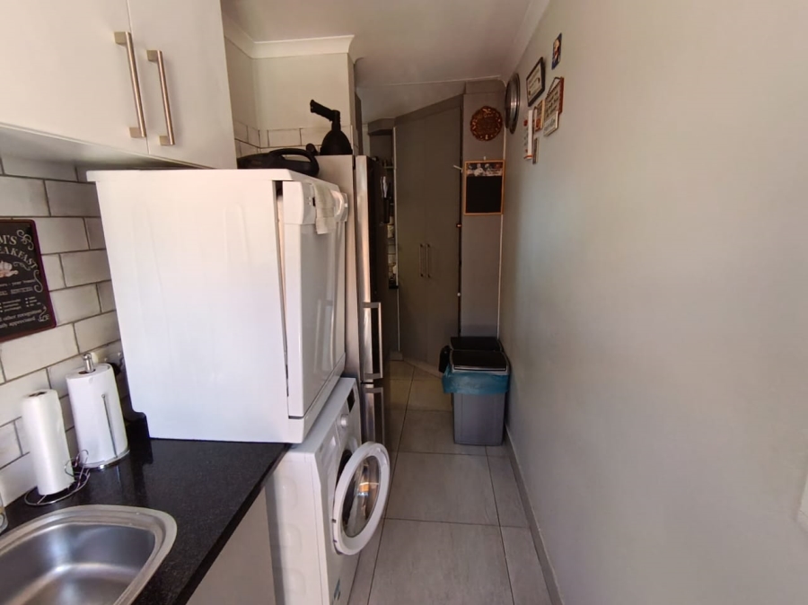 3 Bedroom Property for Sale in Island View Western Cape